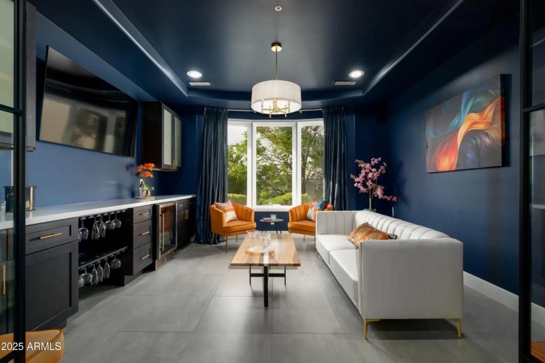 Real Estate Picture 24
