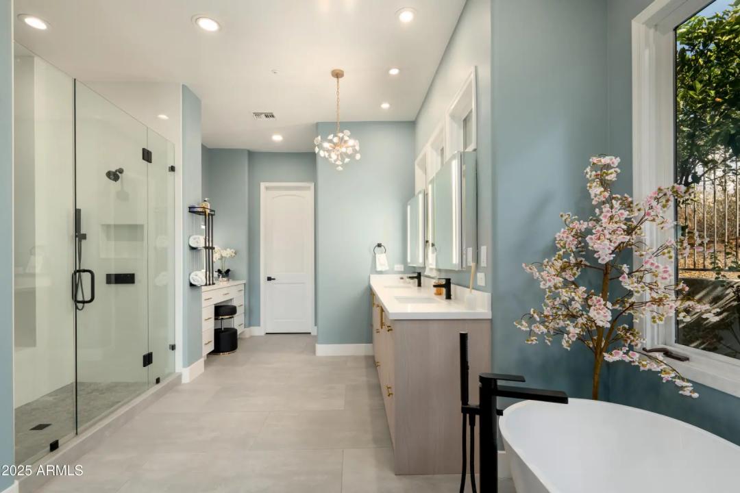 Real Estate Picture 35