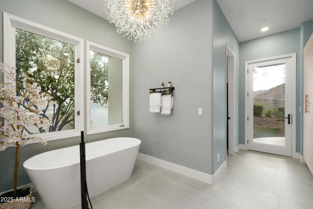 Real Estate Picture 32