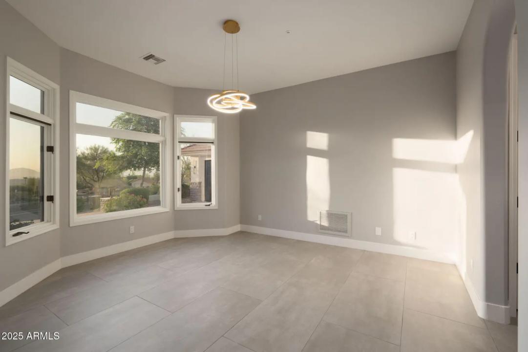 Real Estate Picture 41