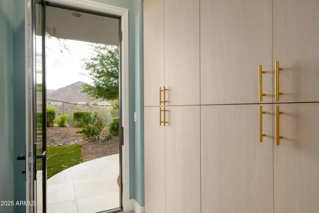 Real Estate Picture 39