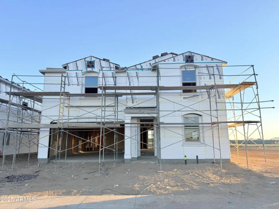 Real Estate Picture 2