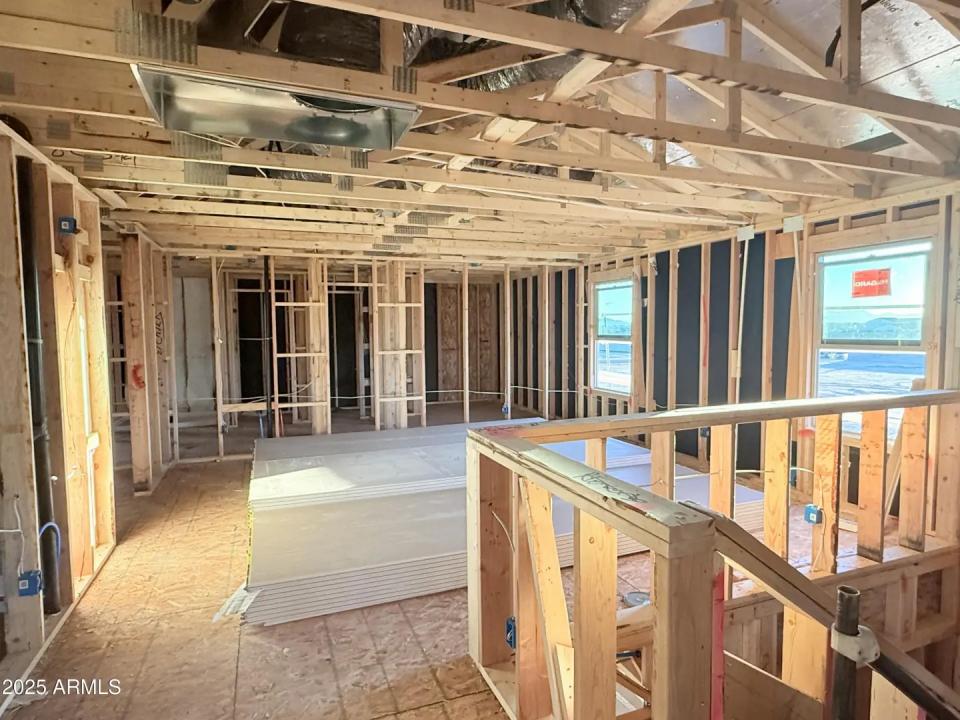 Real Estate Picture 9