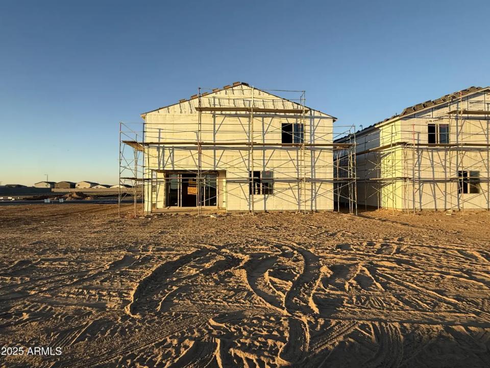 Real Estate Picture 19