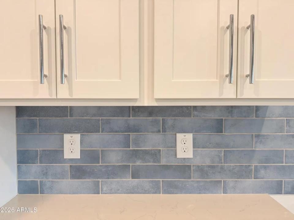 Real Estate Picture 10