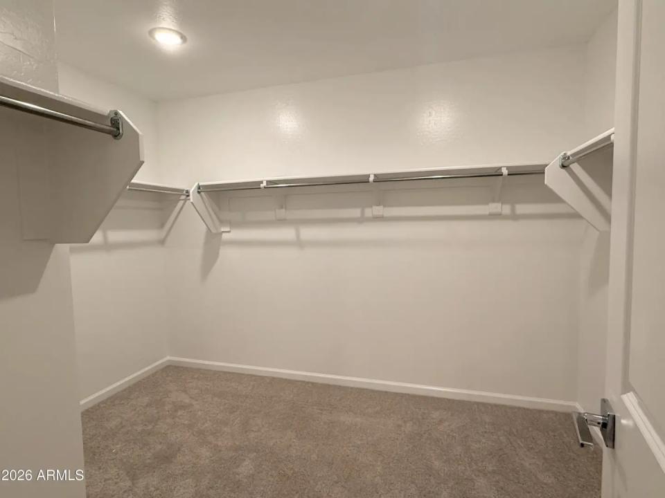 Real Estate Picture 26