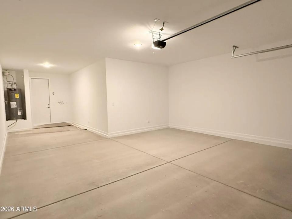 Real Estate Picture 29