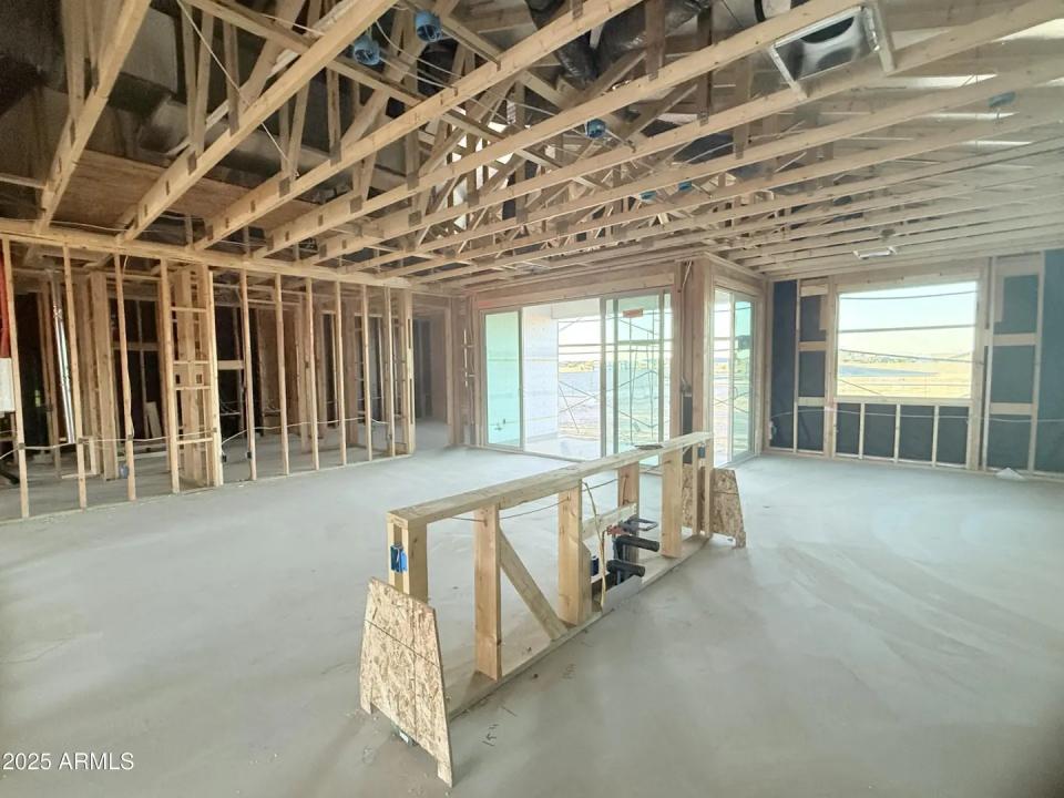 Real Estate Picture 6