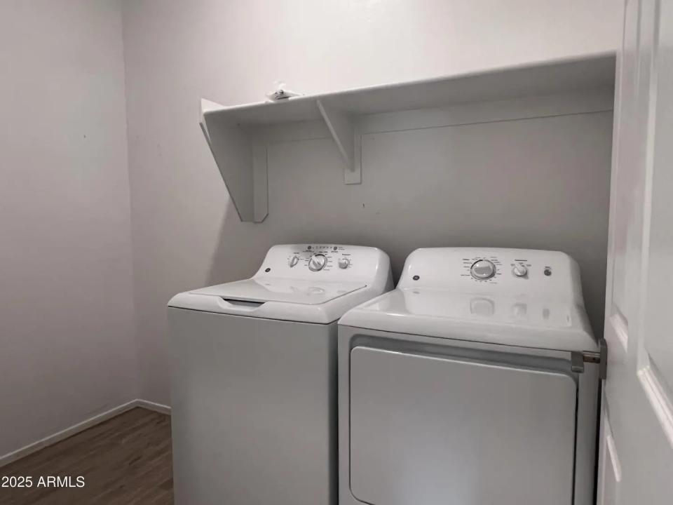 Real Estate Picture 11
