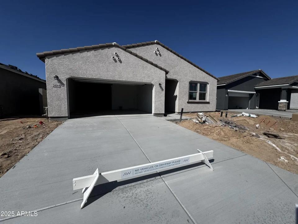 Real Estate Picture 3