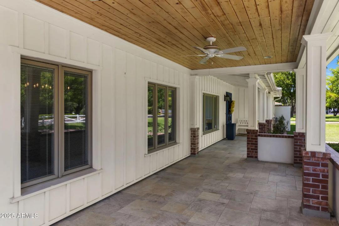 Real Estate Picture 34