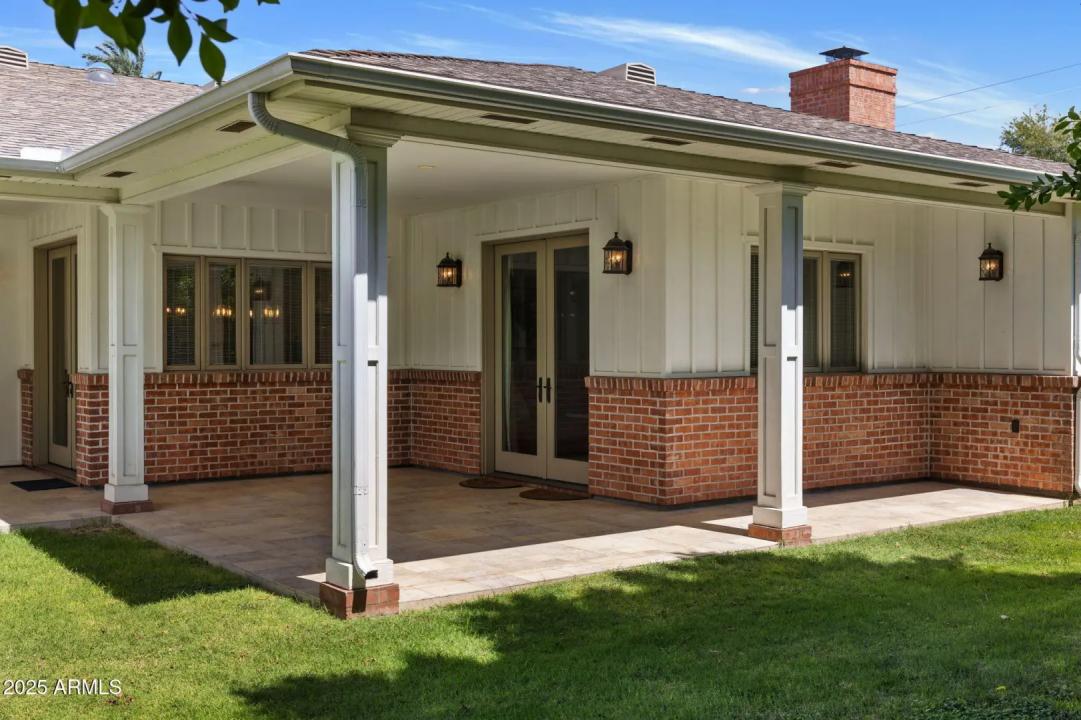Real Estate Picture 29