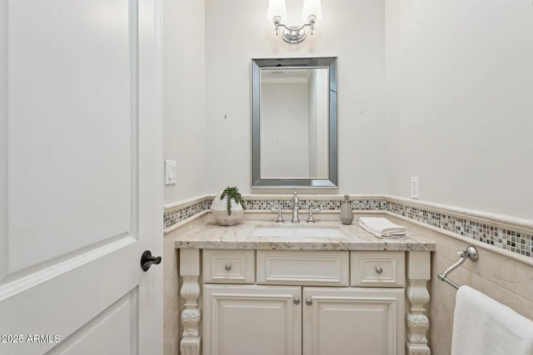 Real Estate Picture 36