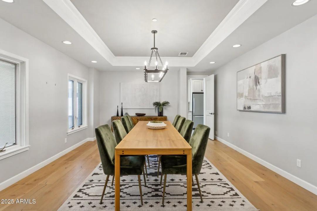 Real Estate Picture 17