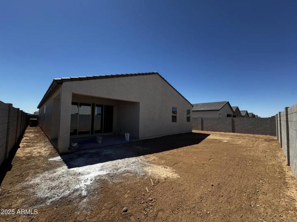 Real Estate Picture 21