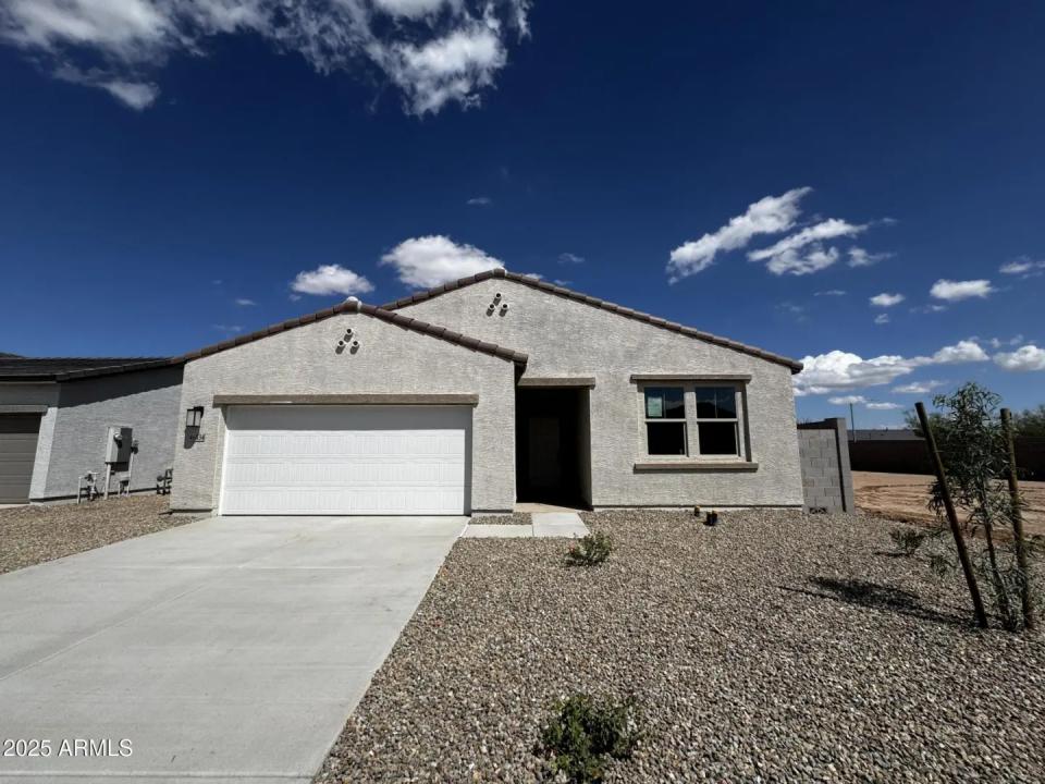 Real Estate Picture 2