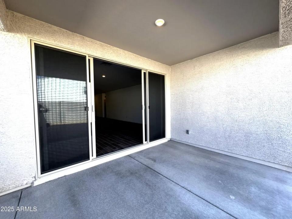 Real Estate Picture 23