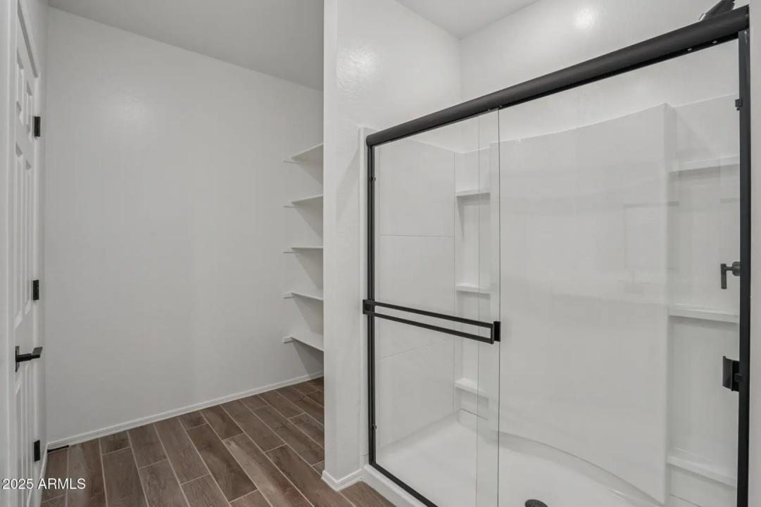 Real Estate Picture 26