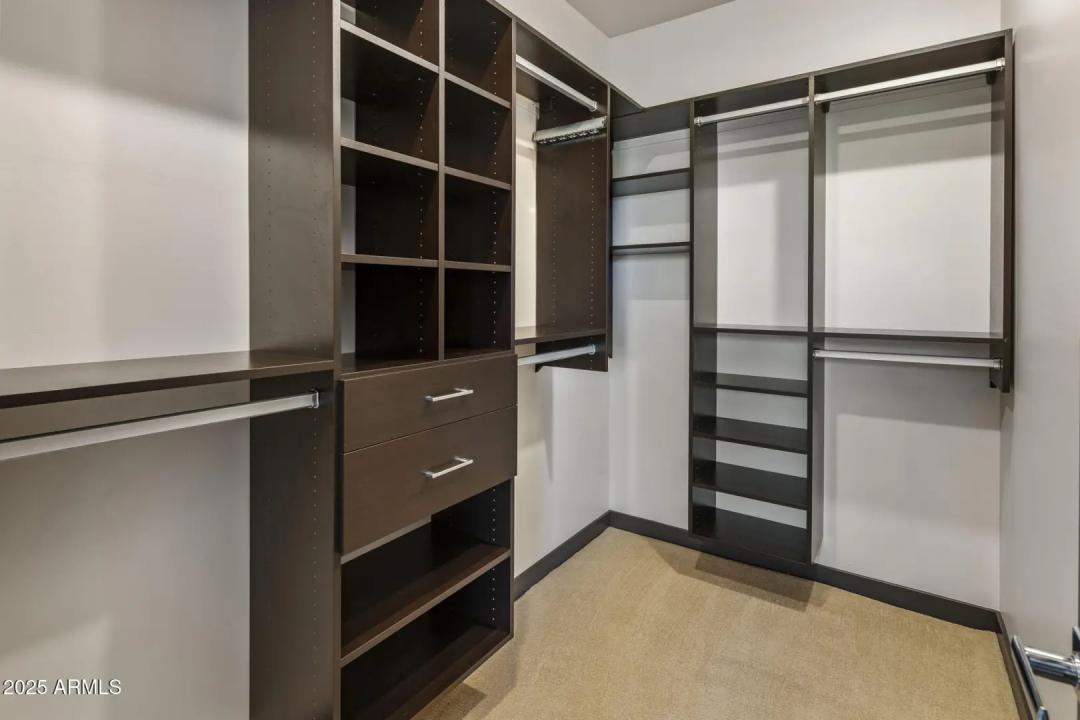 Real Estate Picture 15