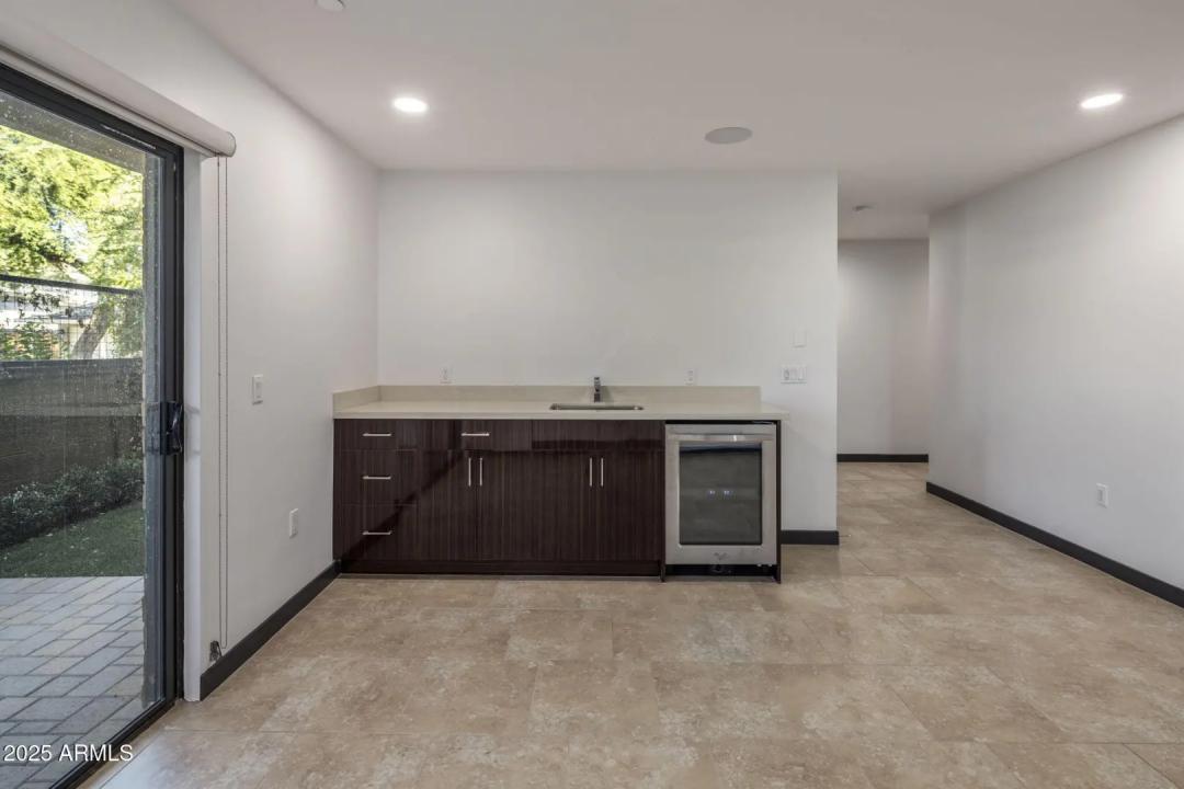 Real Estate Picture 25
