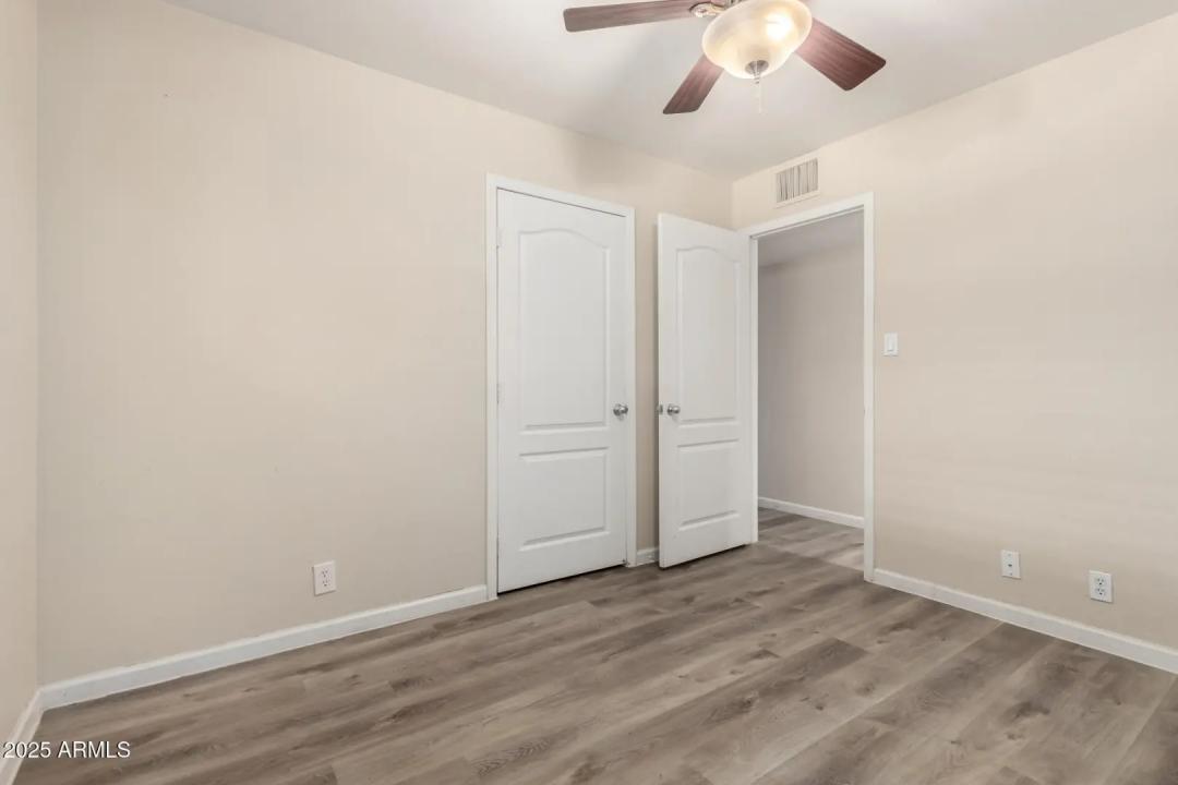 Real Estate Picture 21