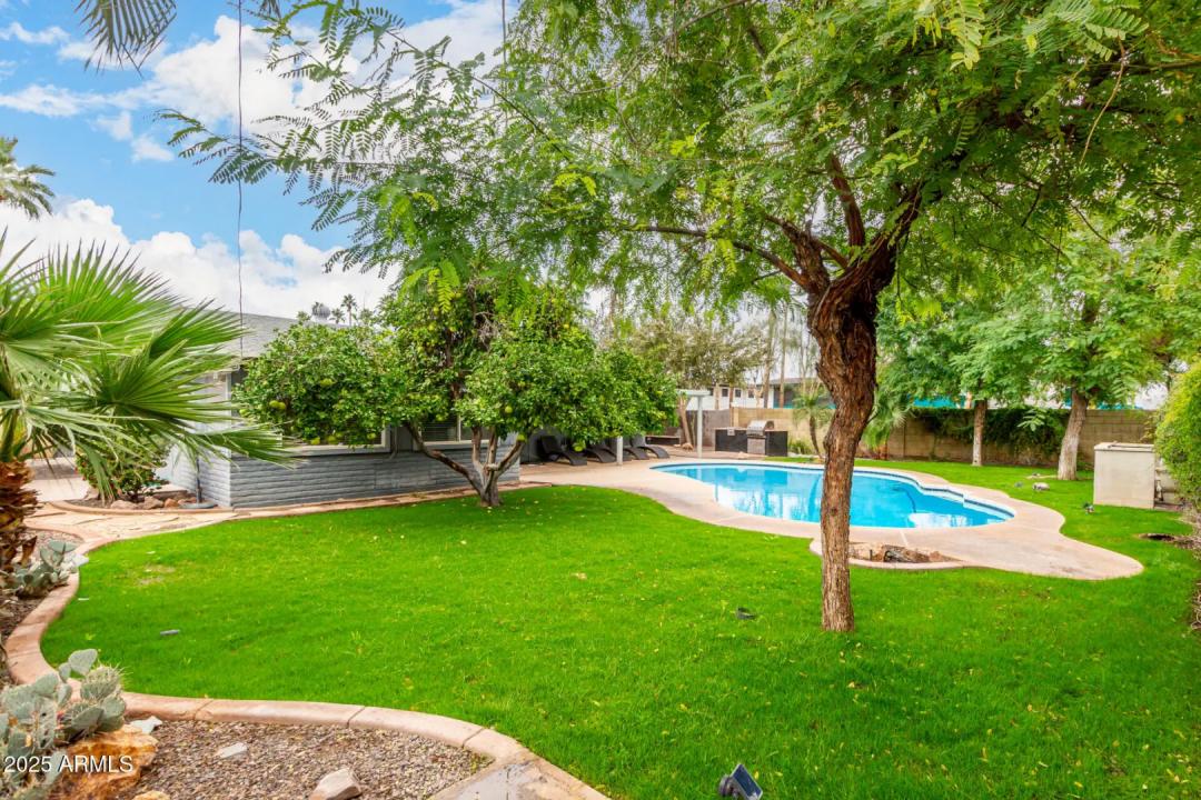 Real Estate Picture 27