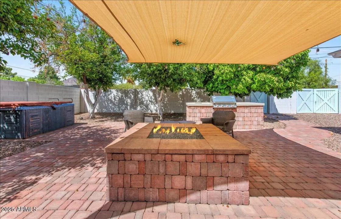 Real Estate Picture 19
