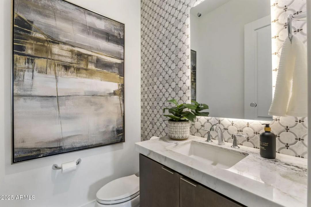Real Estate Picture 29