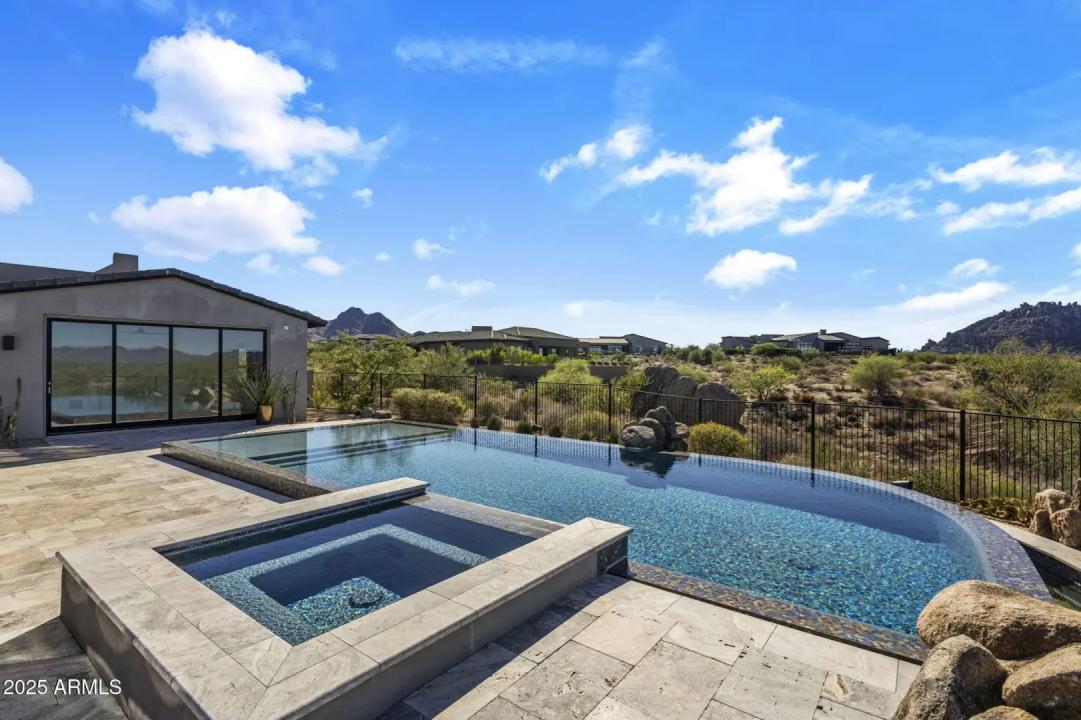 Real Estate Picture 37
