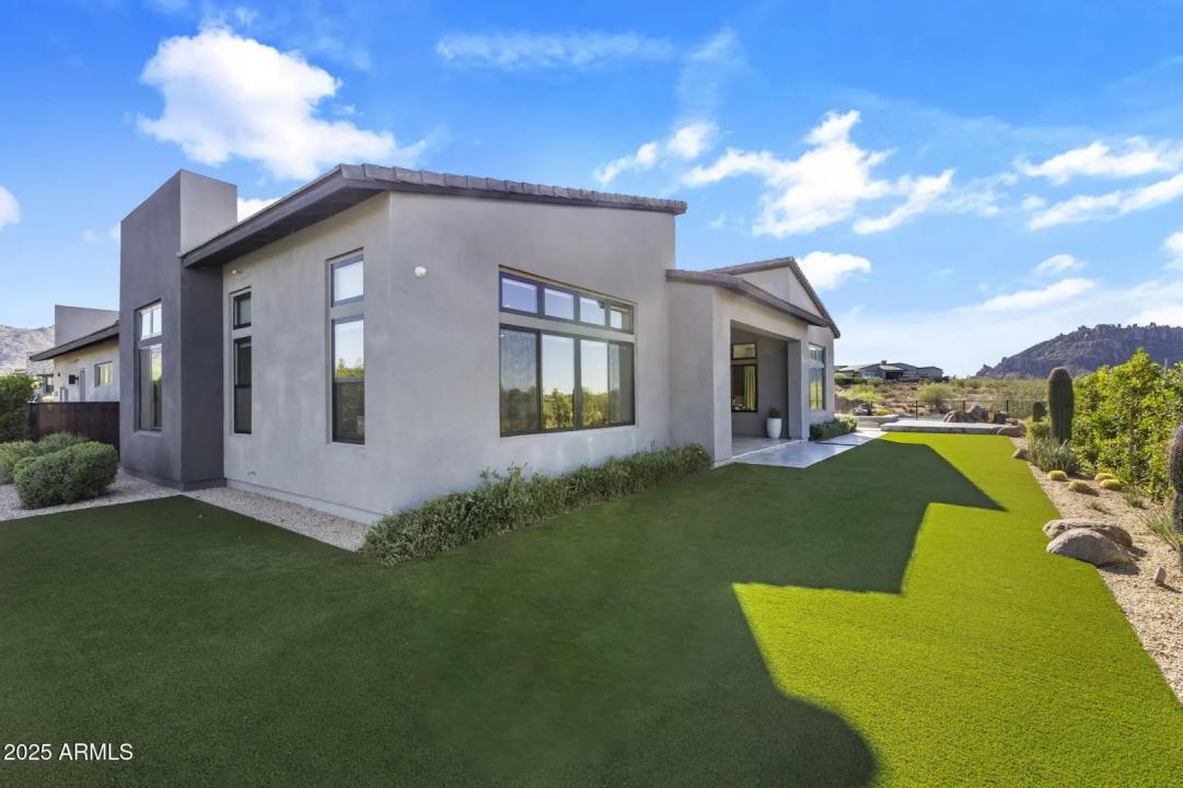 Real Estate Picture 39