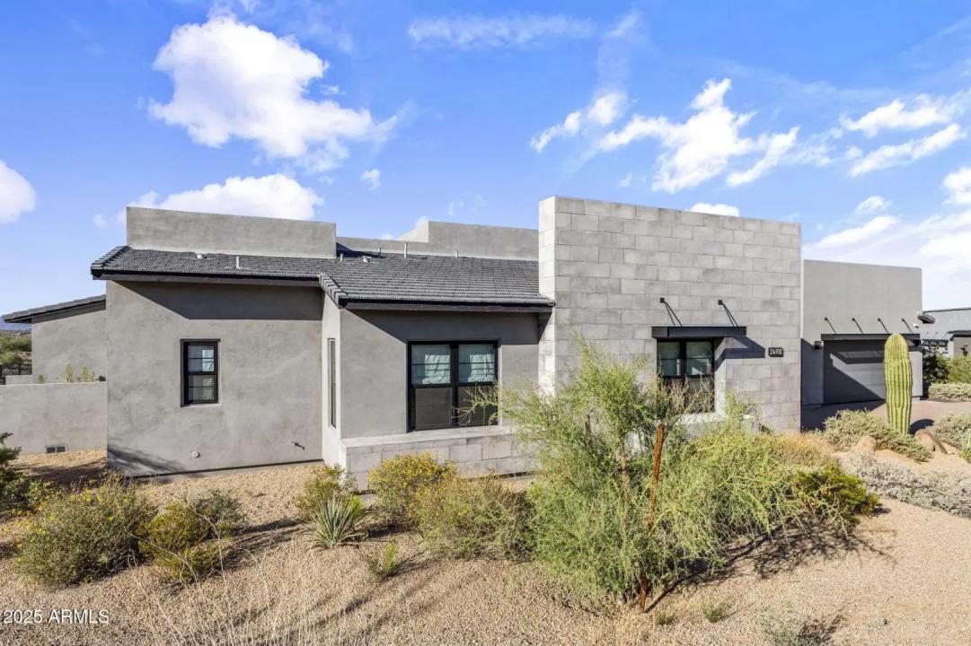 Real Estate Picture 42