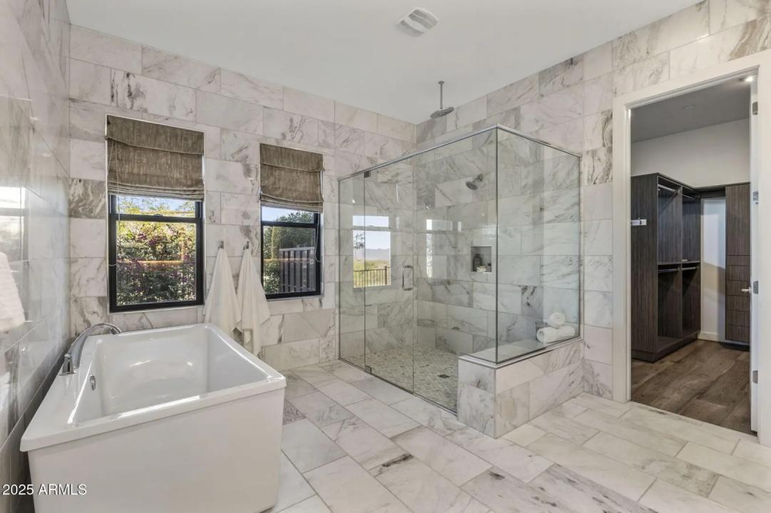 Real Estate Picture 24