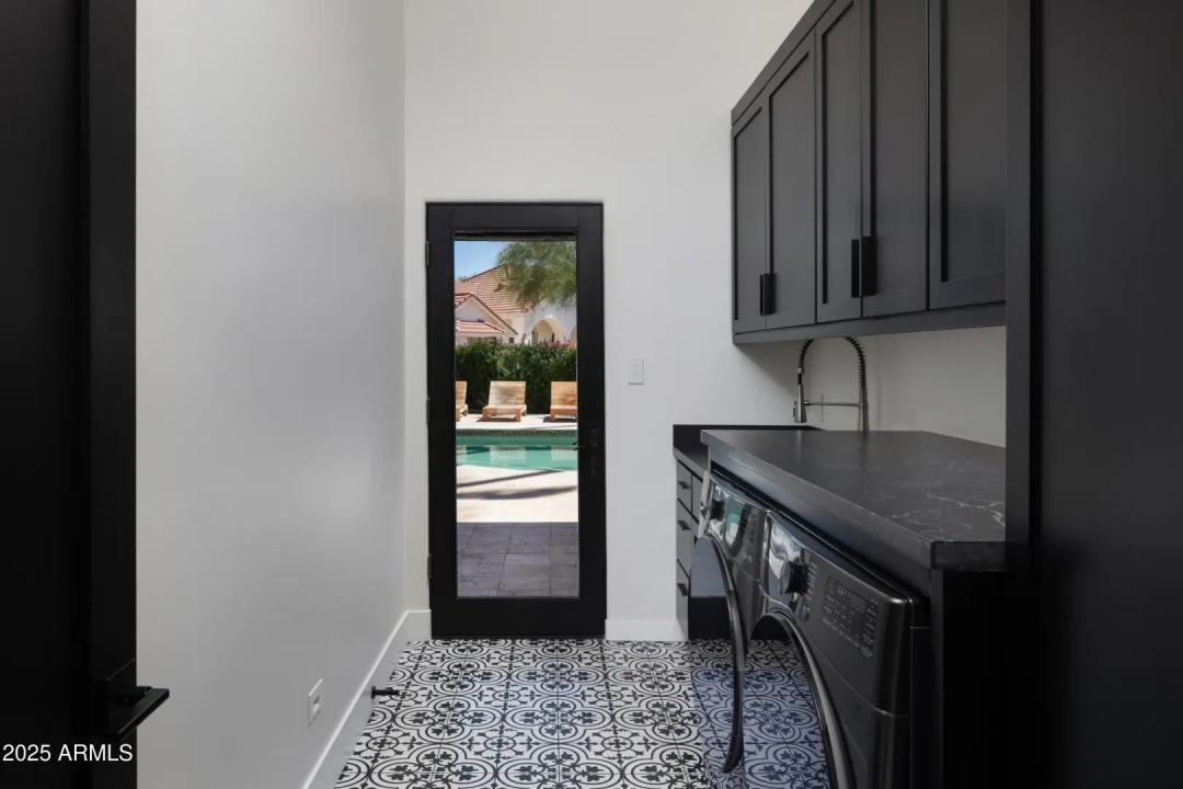 Real Estate Picture 37