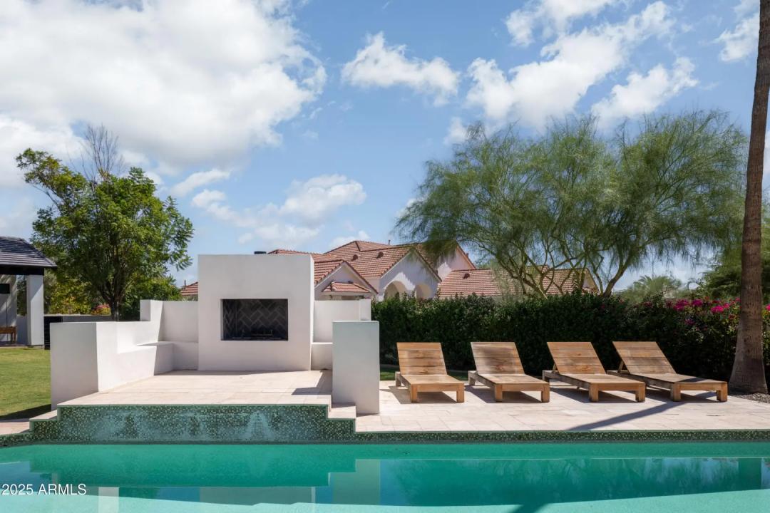 Real Estate Picture 40