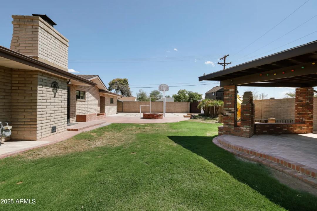 Real Estate Picture 48