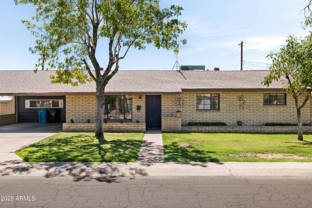 Real Estate Picture 2