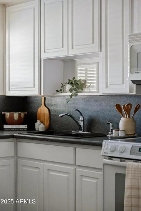 Real Estate Picture 16