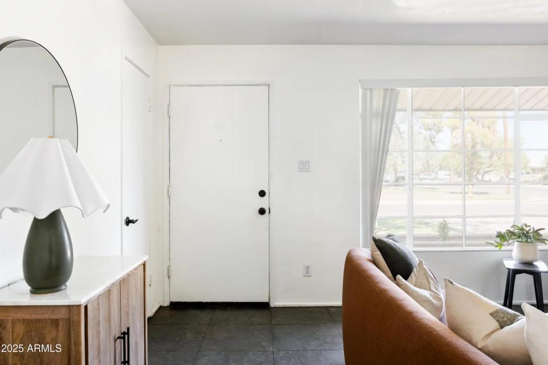 Real Estate Picture 10