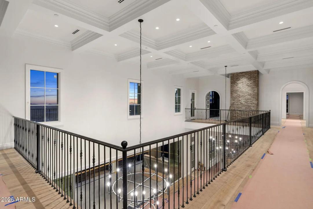 Real Estate Picture 17