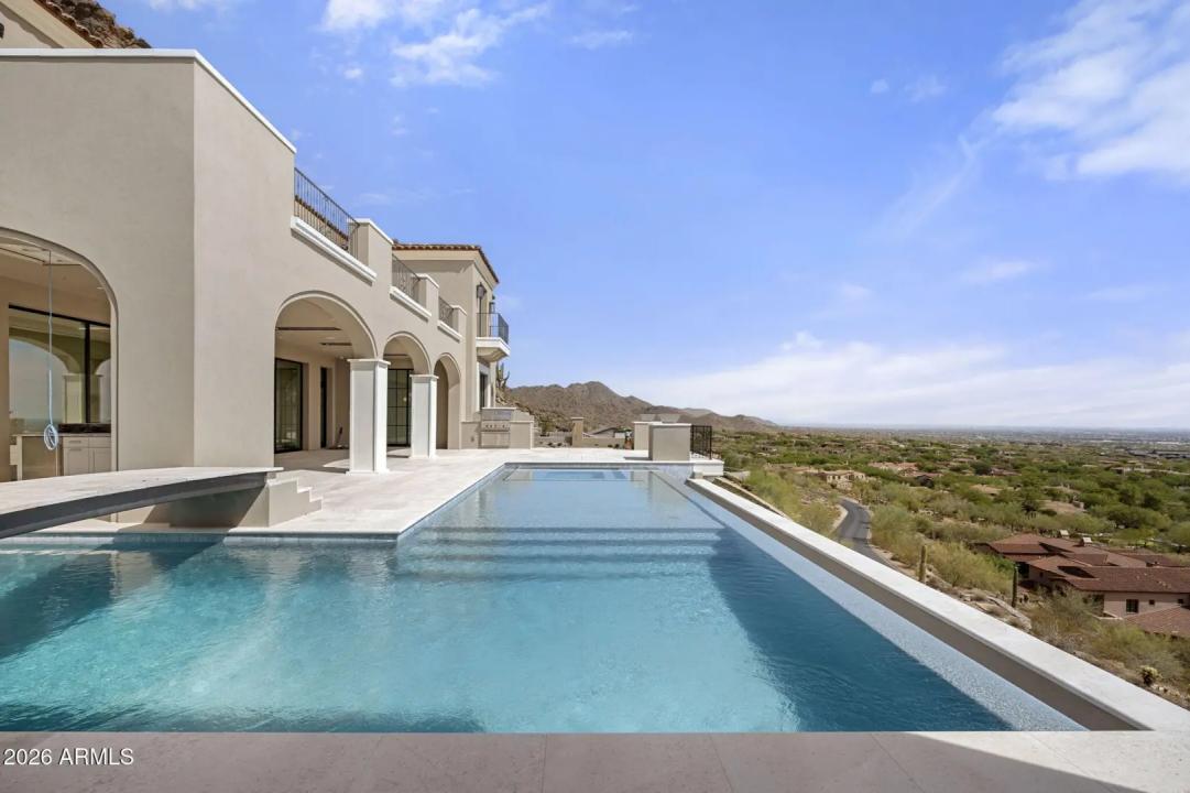 Real Estate Picture 21