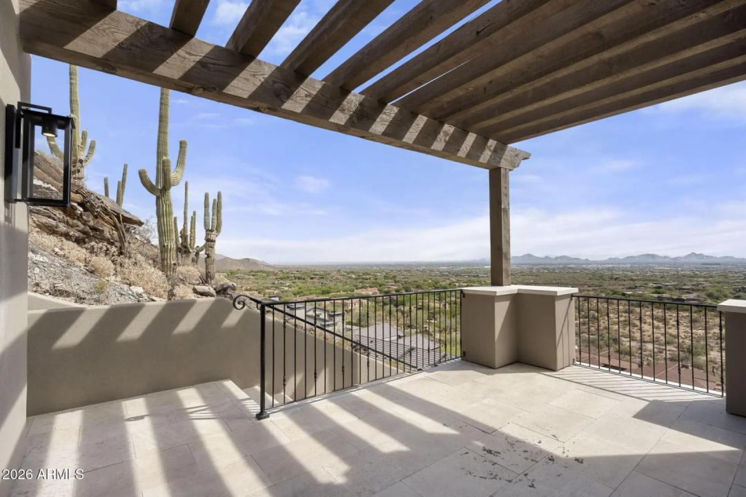 Real Estate Picture 23