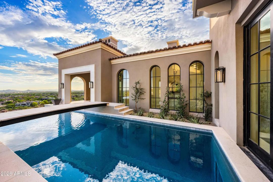 Real Estate Picture 20