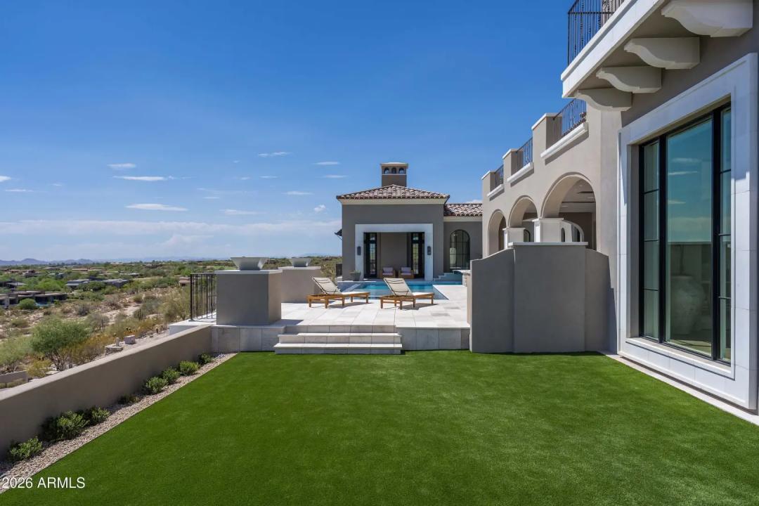Real Estate Picture 26