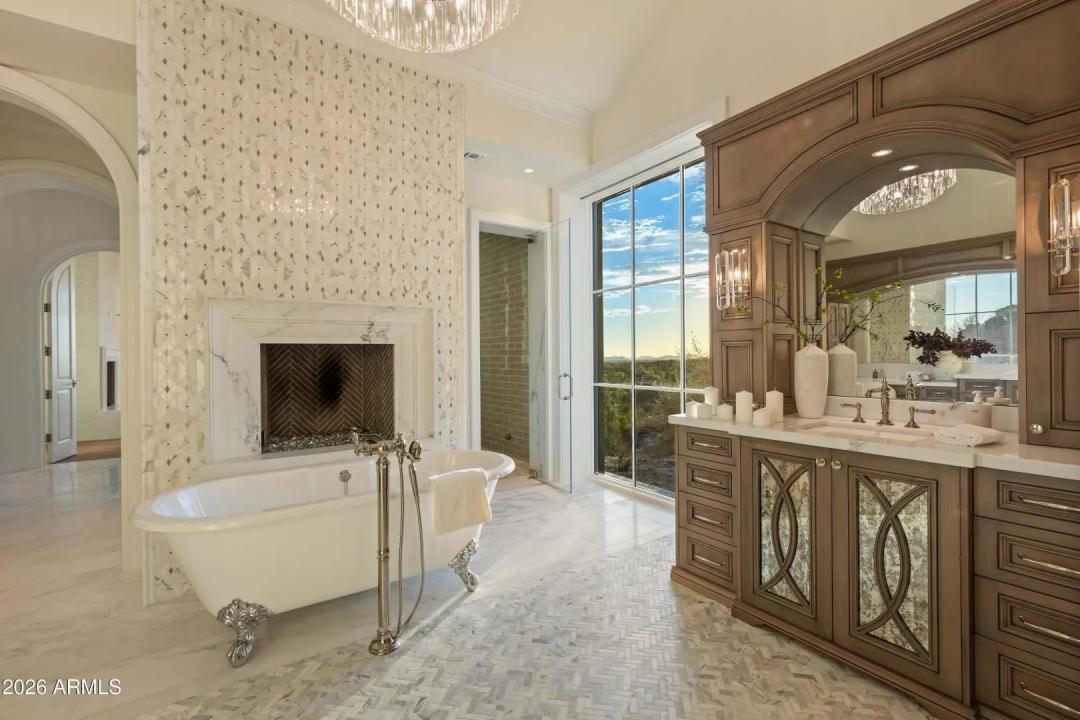 Real Estate Picture 33