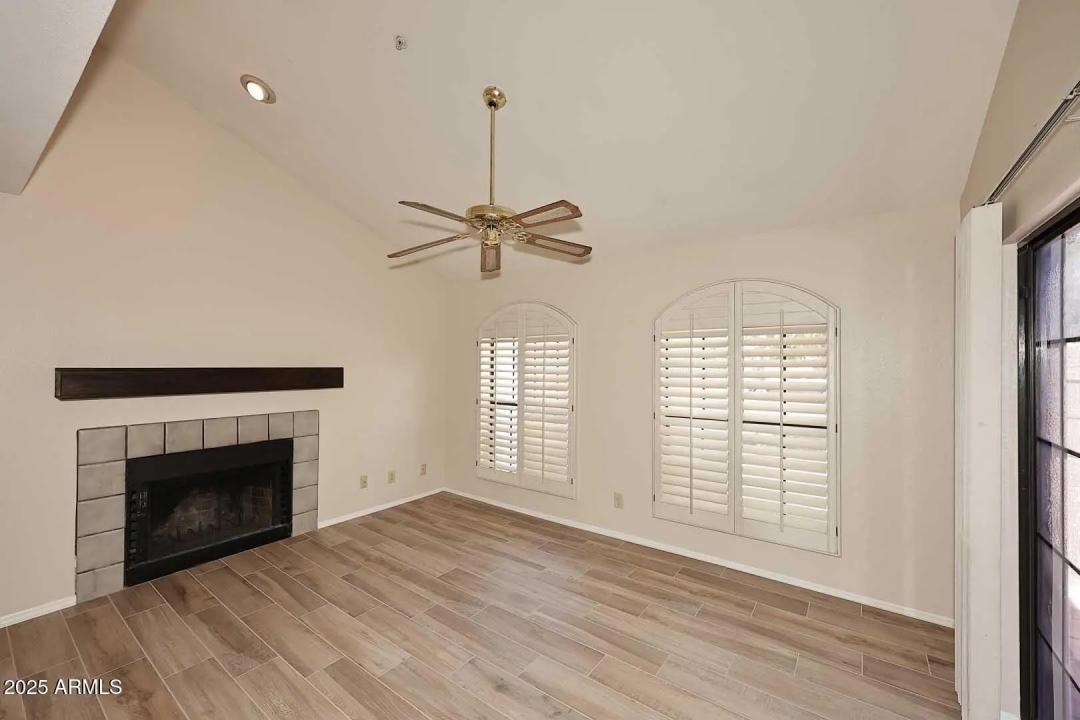 Real Estate Picture 5