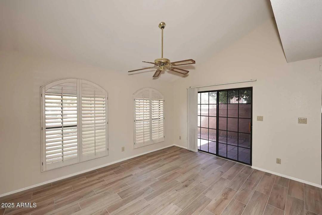 Real Estate Picture 27