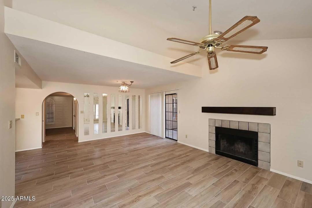Real Estate Picture 6