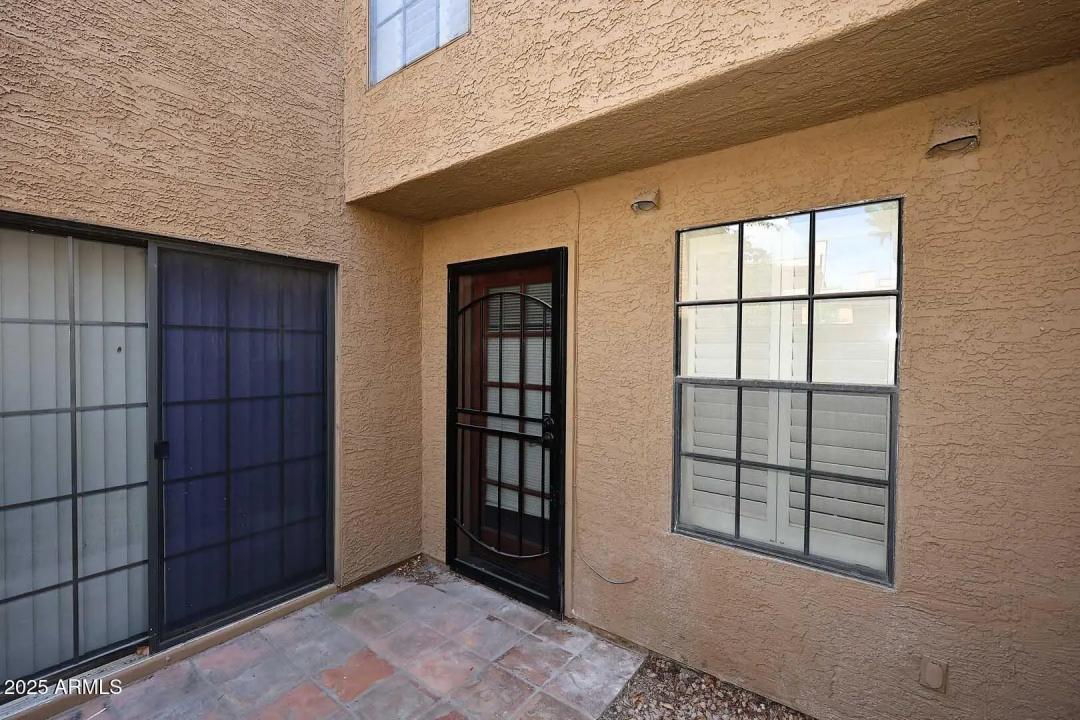Real Estate Picture 16