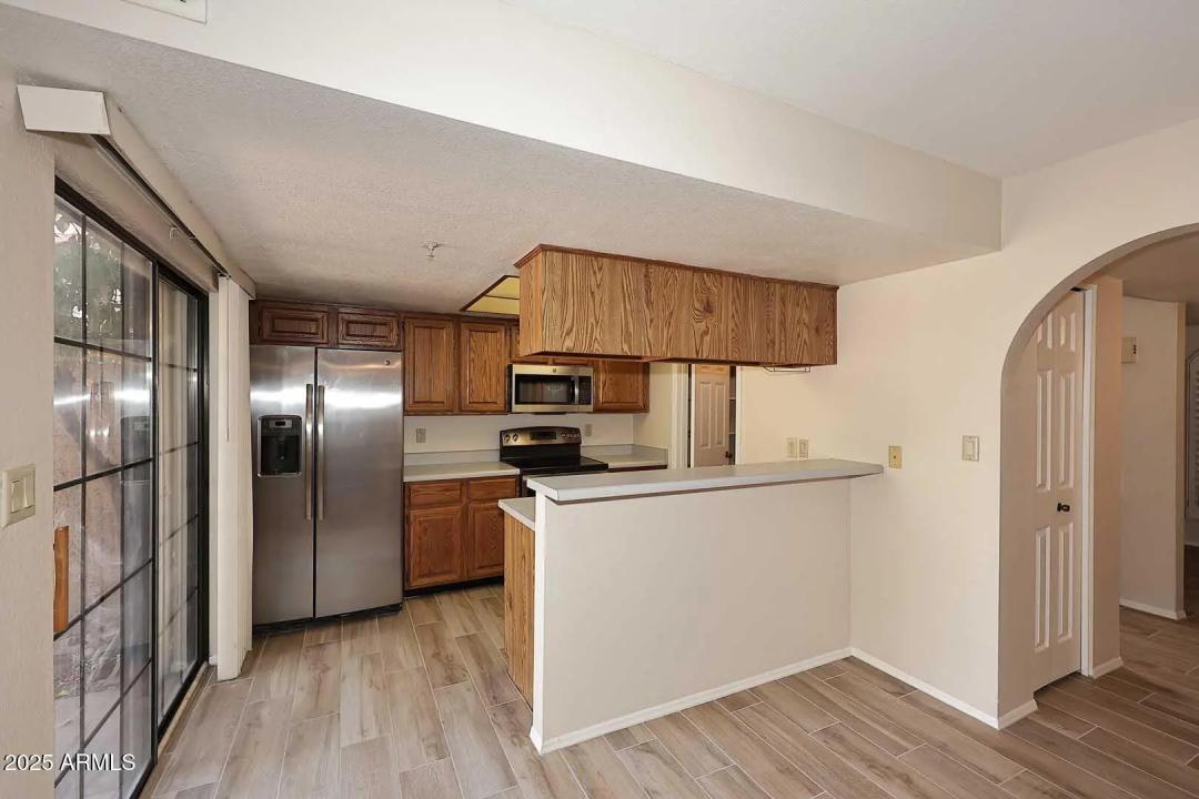 Real Estate Picture 9