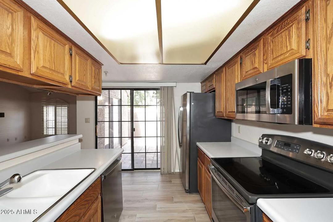 Real Estate Picture 28
